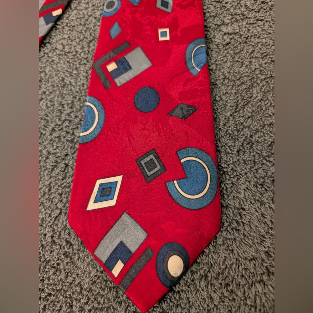 Adolfo Red Geometric Pattern Tie - Picture 2 of 3